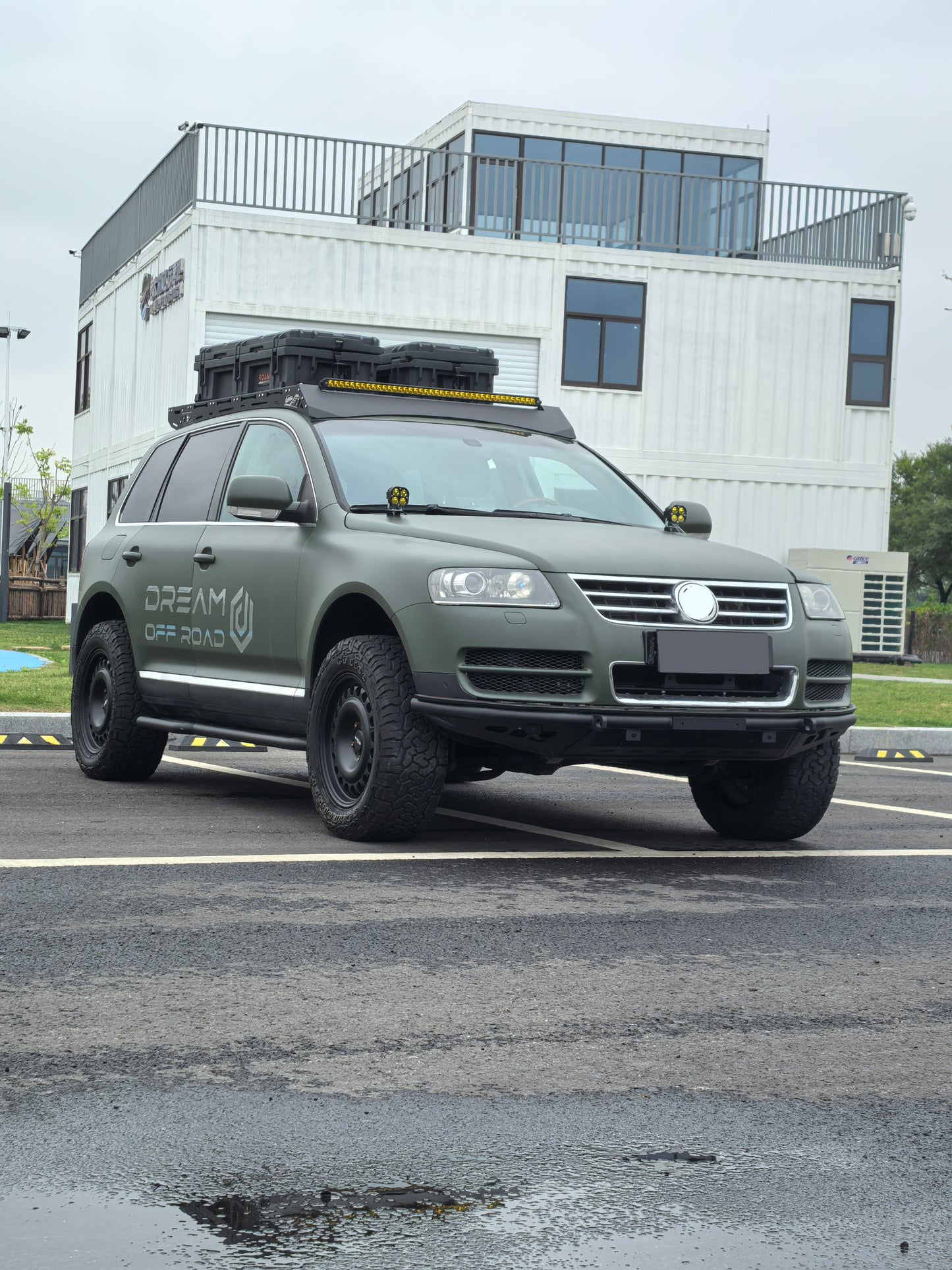 Touareg T1 front bumper without bull bar