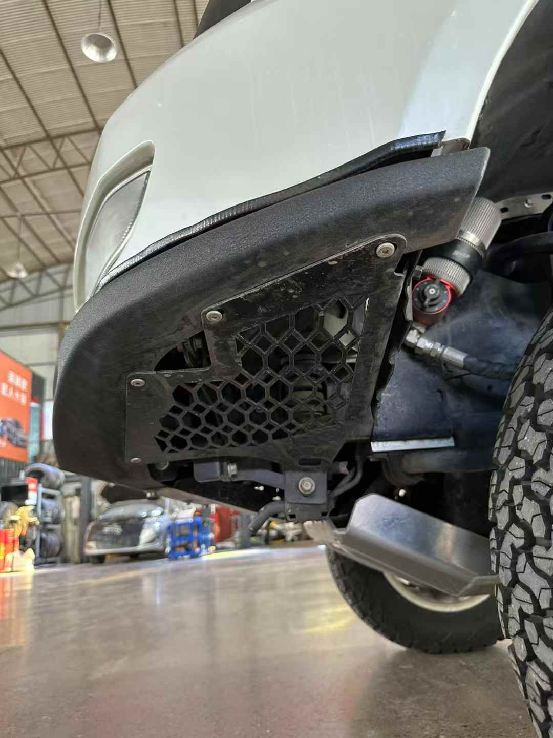 Suitable for LC120 front invisible bumper