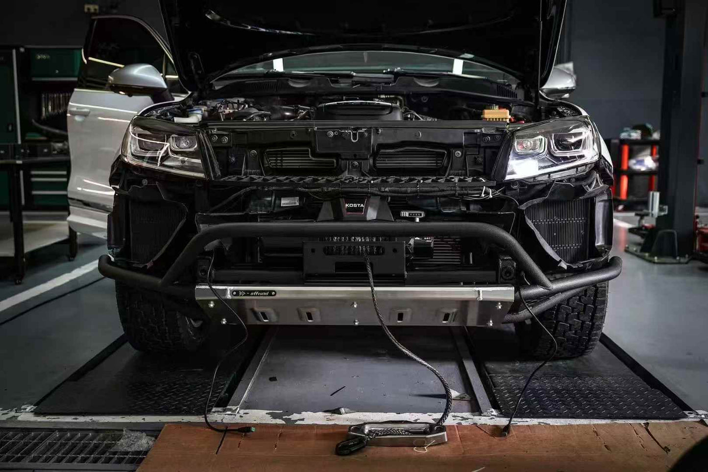 Front Bumper U For Volkswagen Touareg 2009-2018