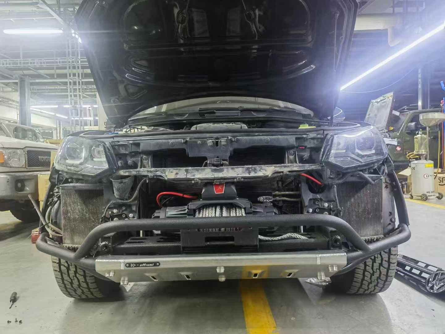 Front Bumper U For Volkswagen Touareg 2009-2018