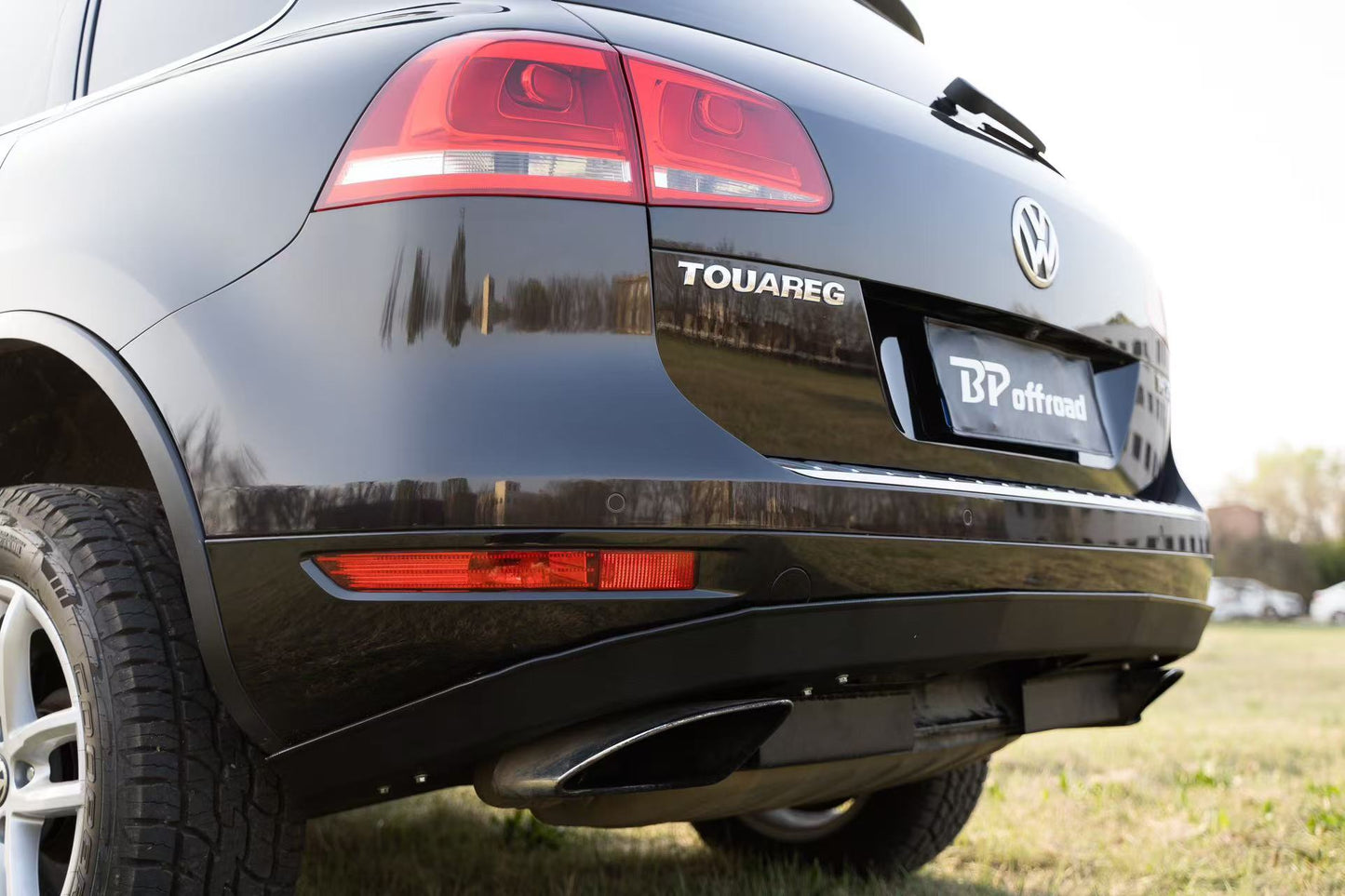 Volkswagen Touareg(11-18)Rear Bumper Guard