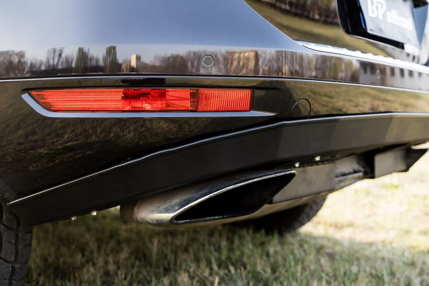 Volkswagen Touareg(11-18)Rear Bumper Guard