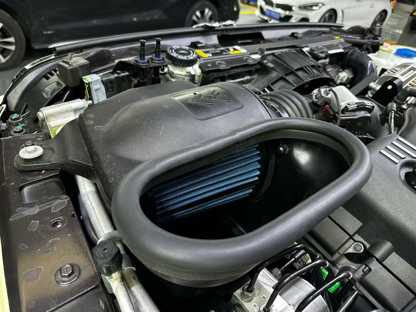 High-Flow Air Intake Box –  for HEMI 392/6.2/6.4 Performance