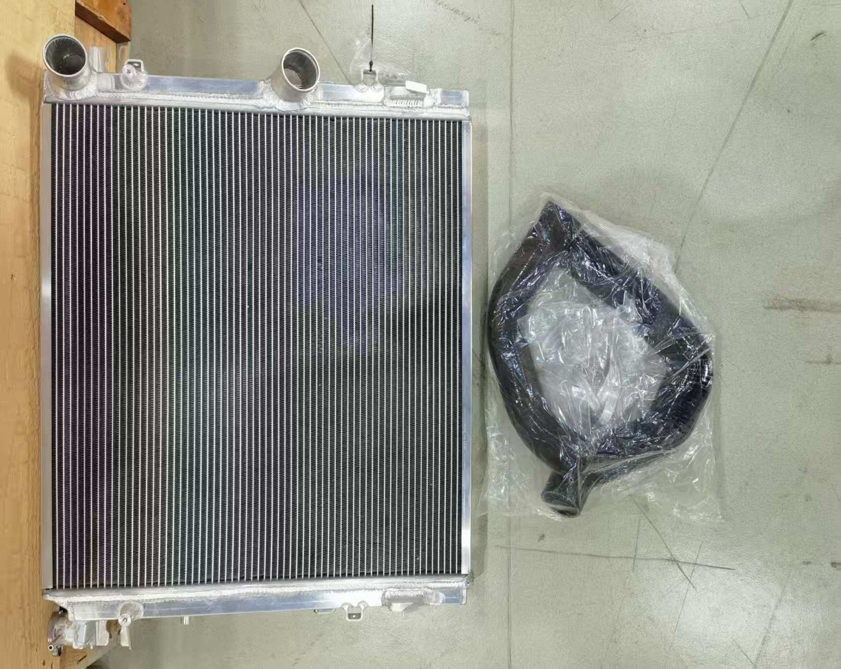 For Jeep Wrangler JK / JL / JT Swap HEMI Radiator