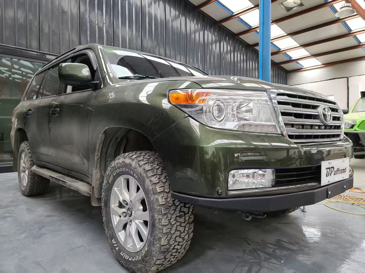 Front Bumper For Toyota Land Cruiser LC200 08-11