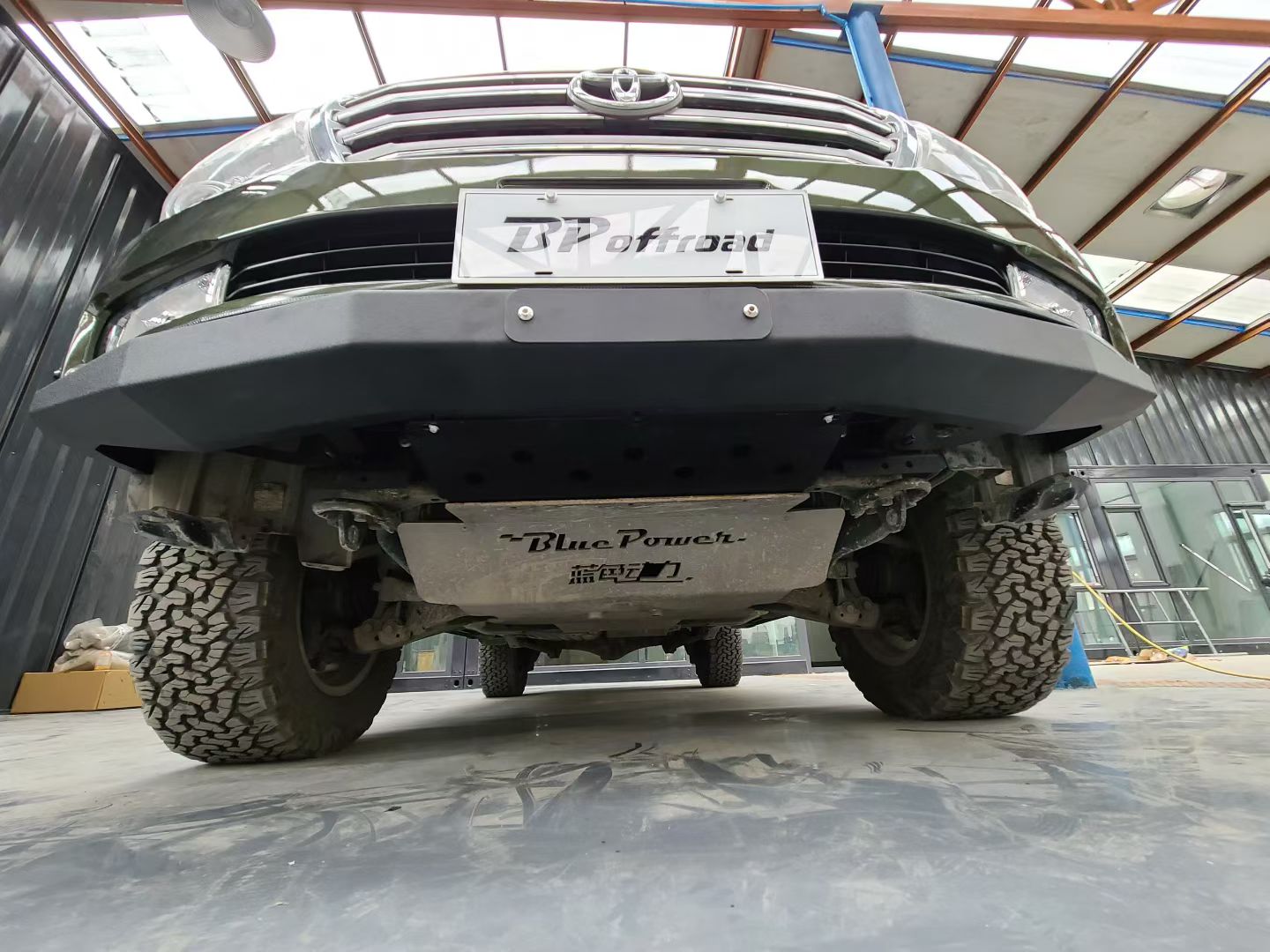  LC200 08-11 front bumper 