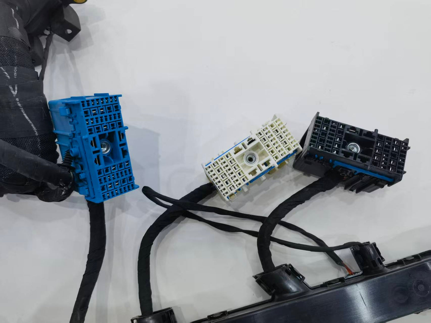 Mopar Wiring Harness – OEM 68396686AF (Garage Find)